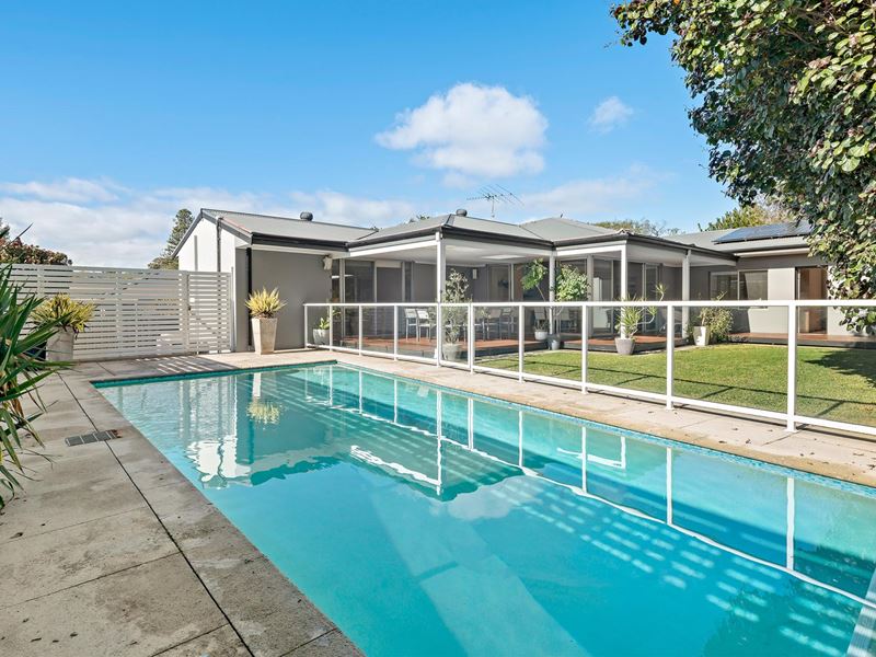 24 Oakdale Street, Floreat WA 6014