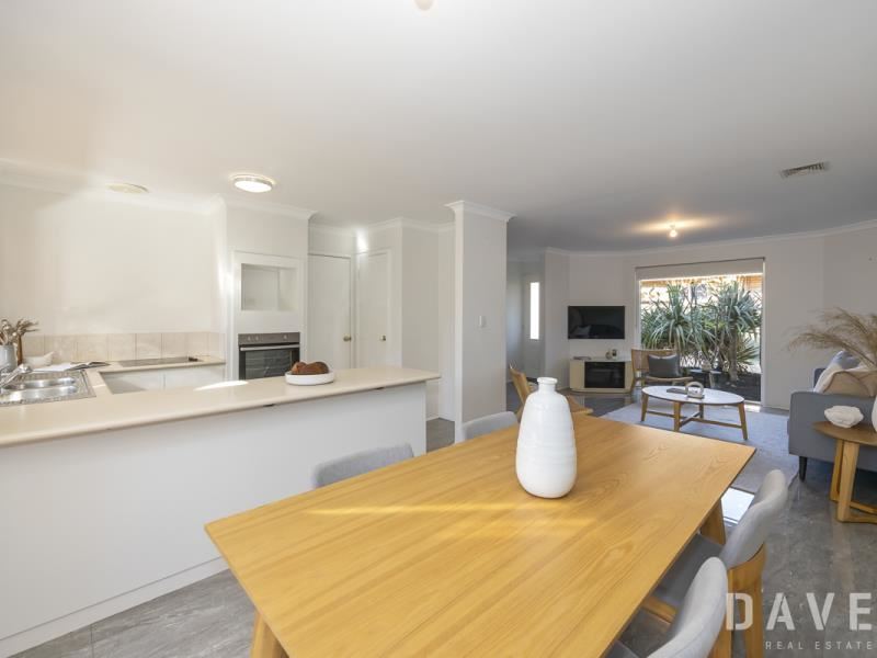 2/63 Abbett Street, Scarborough