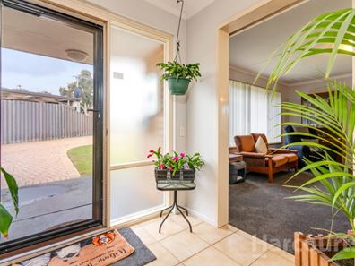 7 Ayton Way, Duncraig WA 6023