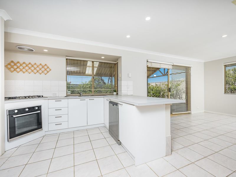 17 Attwood Place, Clarkson