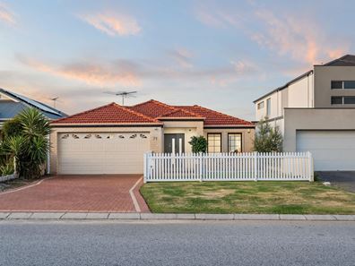 71 Cooper Street, Madeley WA 6065