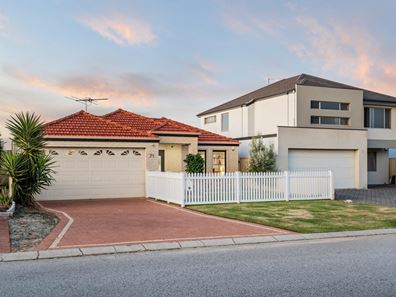 71 Cooper Street, Madeley WA 6065