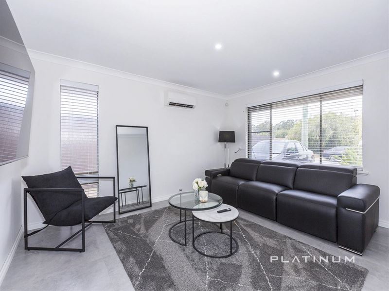 30 Glenside Crescent., Craigie