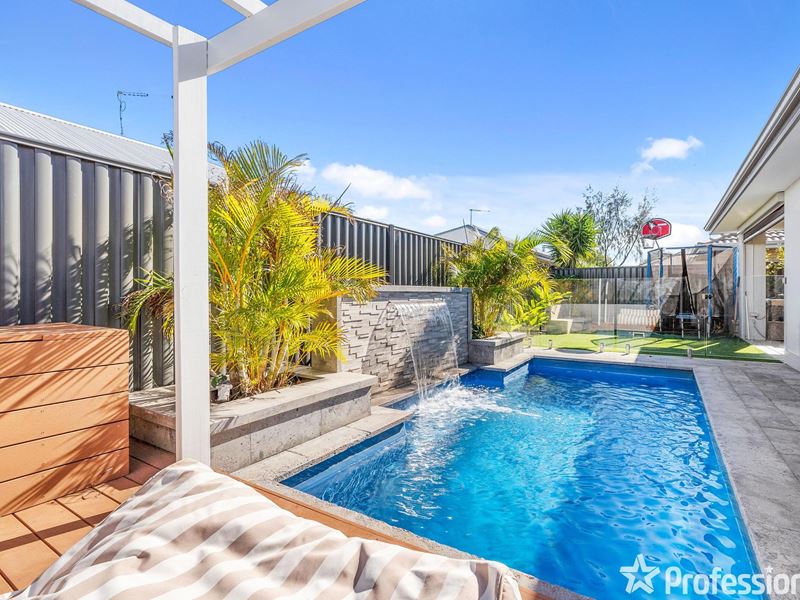 19 Ginger Loop, Treeby WA 6164