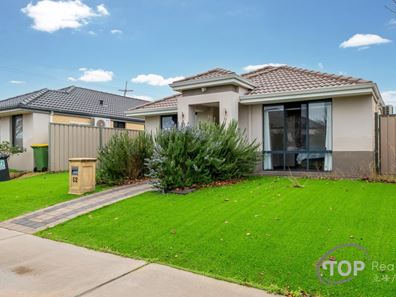 52 Warrilow Loop, Canning Vale WA 6155