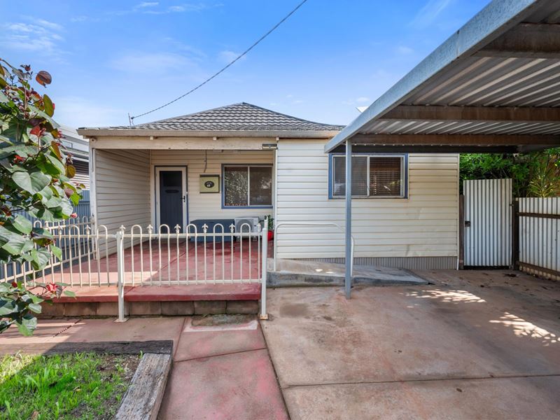 68 Hanbury Street, Kalgoorlie