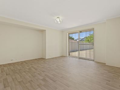 2 Davilak Crescent, Manning WA 6152