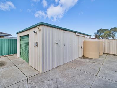 11 Hamersley Court, Cooloongup WA 6168