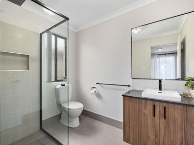 16 Siena Approach, Piara Waters WA 6112