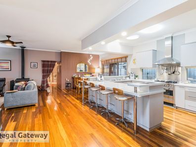 7 Kew Way, Success WA 6164