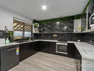 5 Wilcannia Elbow, Currambine WA 6028