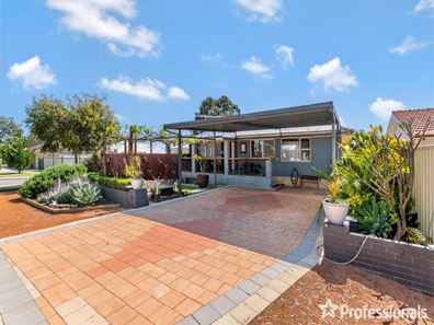 14 Sullivan Street, Beckenham WA 6107