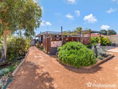 14 Sullivan Street, Beckenham WA 6107