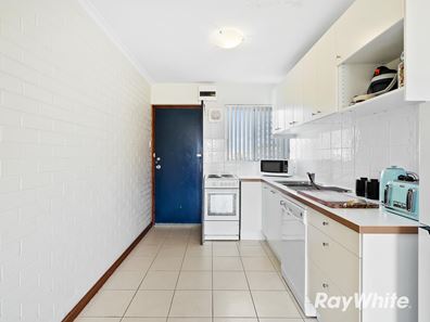 4/32 Shayne Street, Halls Head WA 6210