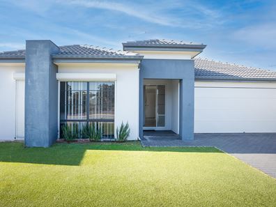 12 Thaxter Road, Landsdale WA 6065