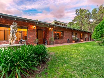 59 Bullara Ramble, Jarrahdale WA 6124