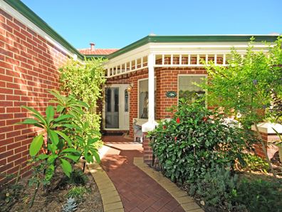 8 Lorica Cove, Hillarys WA 6025