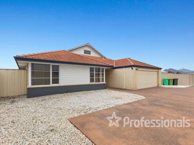 6 Zedor Way, Dalyellup WA 6230