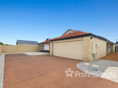 6 Zedor Way, Dalyellup WA 6230