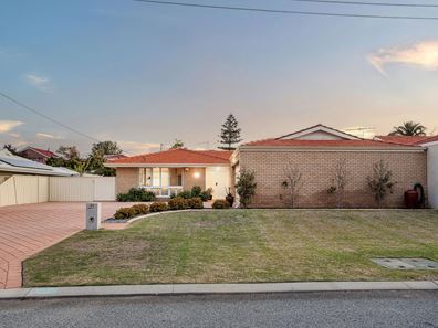 61 Buchanan Way, Padbury WA 6025