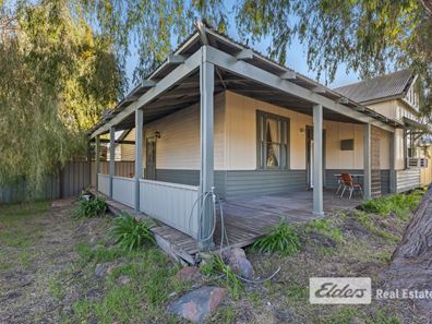 71 Coombes  Street, Collie WA 6225