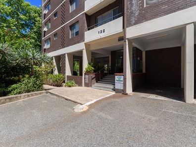 21/132 Mounts Bay Road, Perth WA 6000