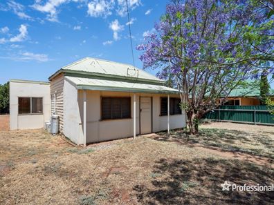 13 Hanbury Street, Kalgoorlie WA 6430