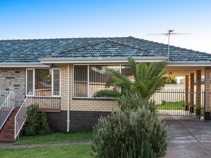 13B Collinson Street, Beaconsfield WA 6162