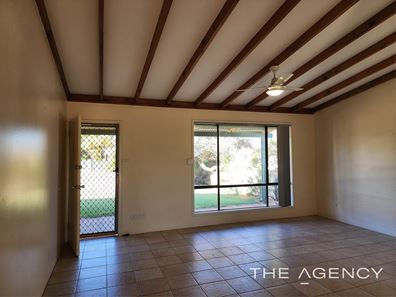 4 Starfire Close, Kalbarri WA 6536