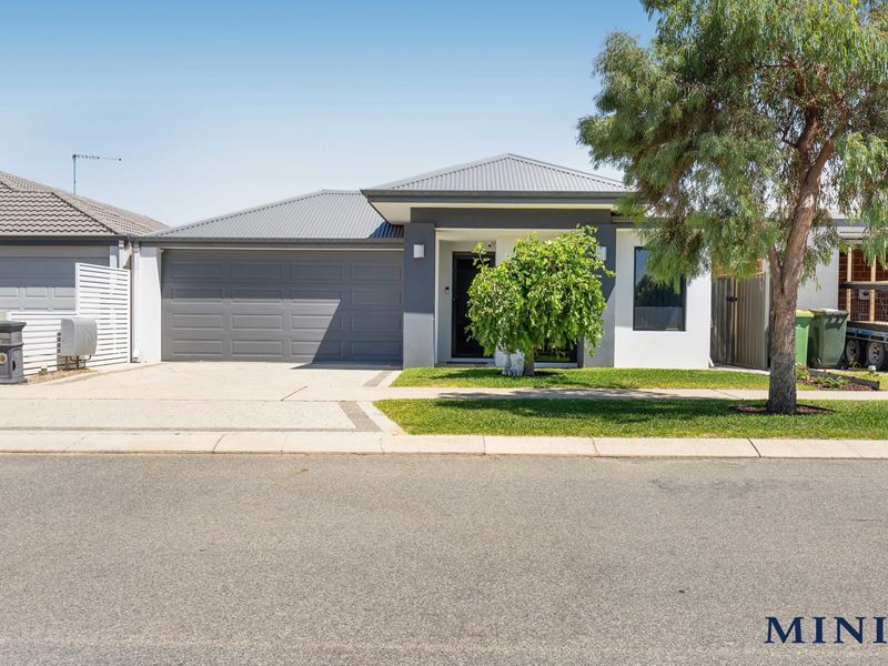 3 Leighfield Road, Hilbert WA 6112