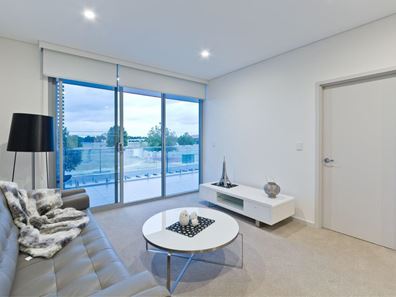 49/95 Chalgrove Avenue, Rockingham WA 6168