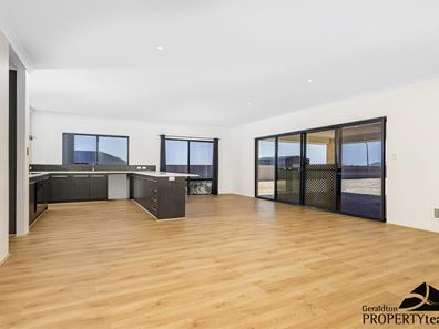 8 Wisteria Parade, Moresby WA 6530