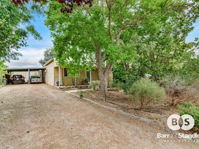10 Clarke Street, Burekup WA 6227