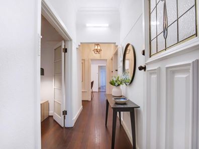 132 Holland Street, Wembley WA 6014