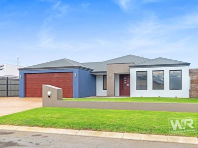 6 Dorado Bend, Mckail WA 6330