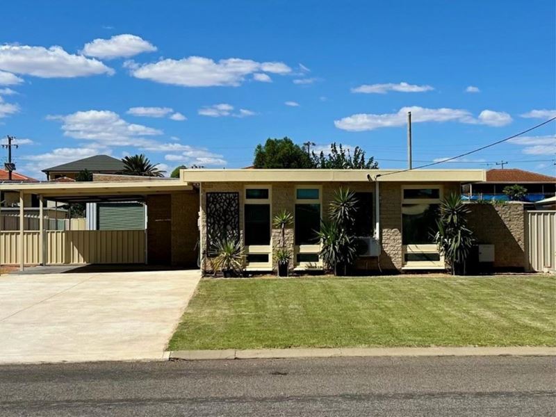 11 Paringa Street, Mount Tarcoola WA 6530