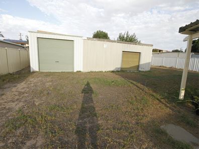 11 Paringa Street, Mount Tarcoola WA 6530