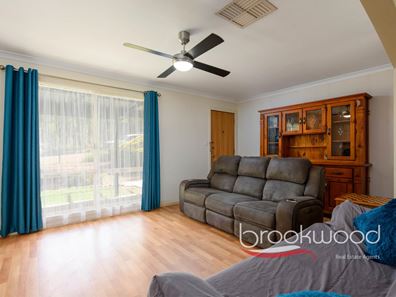 20 Dunham Glen, Wooroloo WA 6558