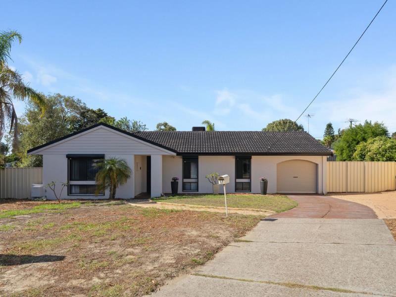 12 Farrell Way, Padbury