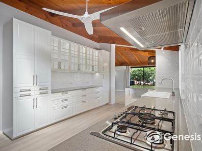 4 Draper Road, Mahogany Creek WA 6072