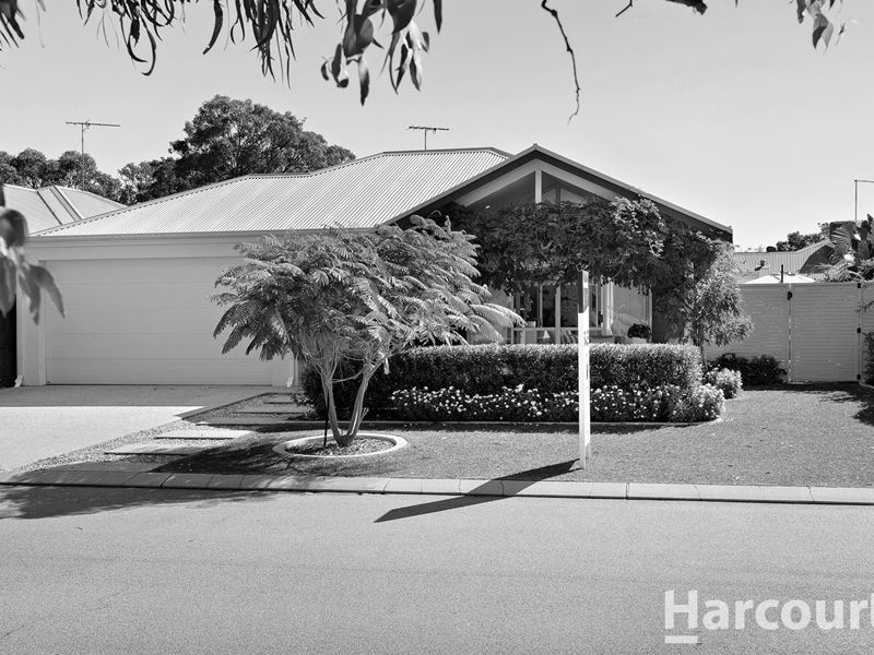 32 Chatsworth Drive, Erskine WA 6210