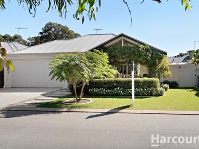 32 Chatsworth Drive, Erskine WA 6210