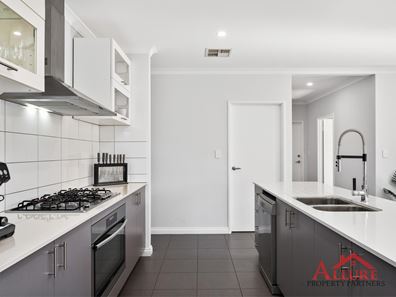 180 Smirk Rd, Baldivis WA 6171