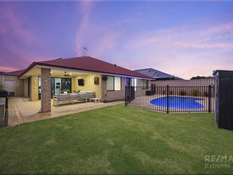 14 Saintfield Corner, Ridgewood
