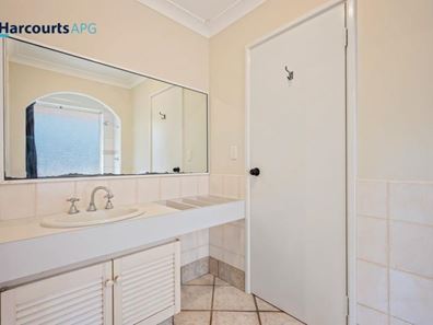 8 Hastie Street, South Bunbury WA 6230