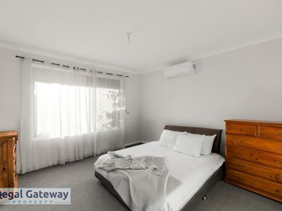 27 Firetail Court, Seville Grove WA 6112