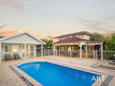 11 Walliabup Way, Bibra Lake WA 6163