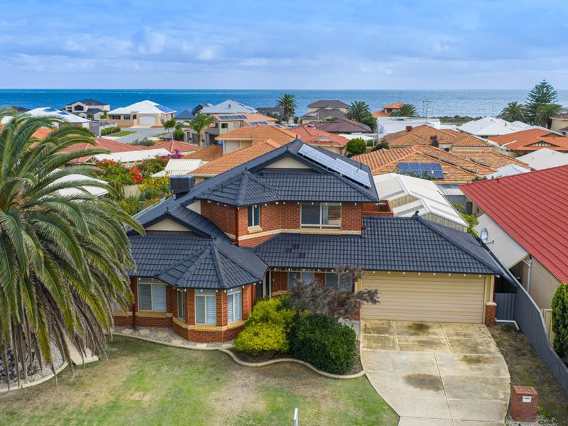 18 Leveque Loop, San Remo WA 6210