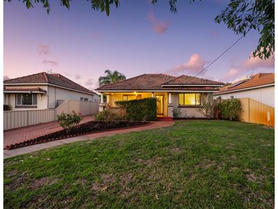 143 Coolgardie Avenue, Redcliffe WA 6104