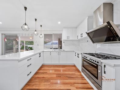 2/94 Hobbs Avenue, Como WA 6152